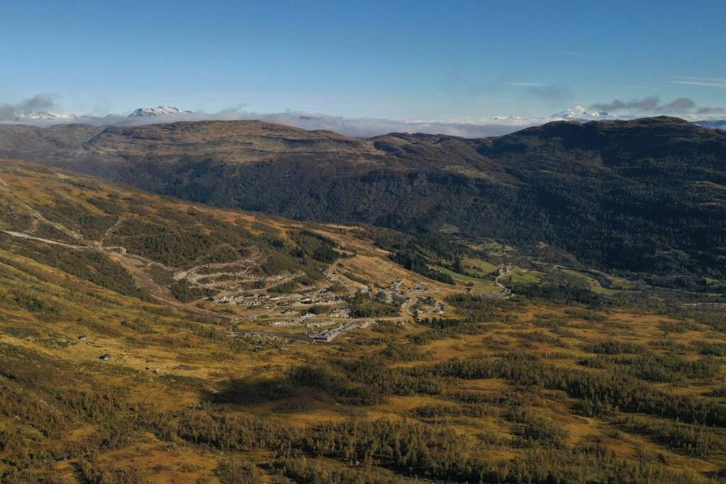 Nyoppført hytte med panoramautsikt Sogndal Eksteriør bilde