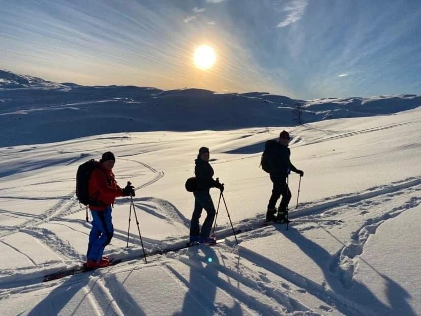 Nyoppført hytte med panoramautsikt Sogndal Eksteriør bilde