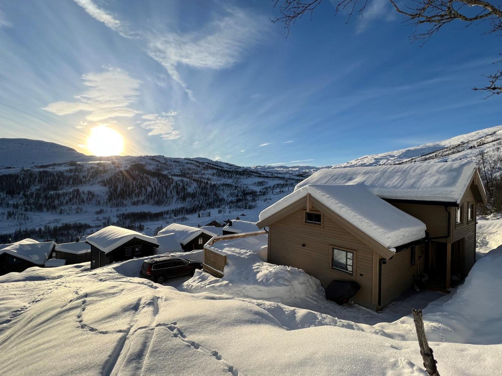 Nyoppført hytte med panoramautsikt Sogndal Eksteriør bilde